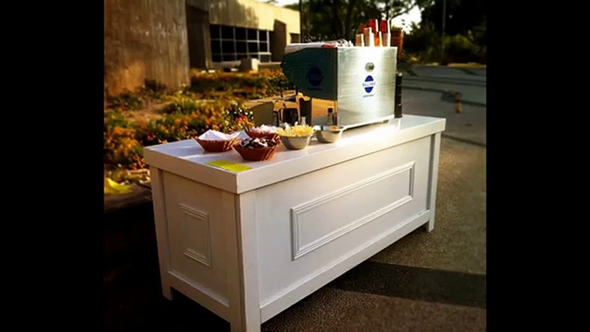 ⁣Catering for small events
