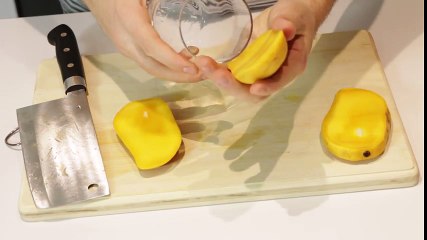 How To Peel A Ripe Mango