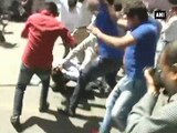 Delhi: CFI, Swadeshi Jagran Manch members clash at Jantar Mantar