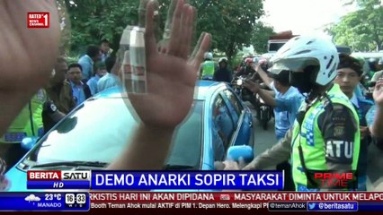 Demonstran Paksa Sopir Bergabung dan Turunkan Penumpang