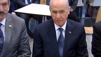 Bahçeli, Avm'de Gazetecilerin Sorularını Cevapladı