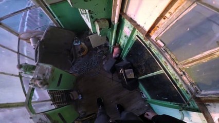 Ascension vertigineuse en POV, comme si vous y étiez