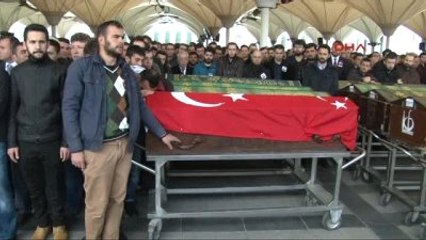 Kızılay'daki Terör Saldırısında Hayatını Kaybeden Feyyaz Aydın Toprağa Verildi