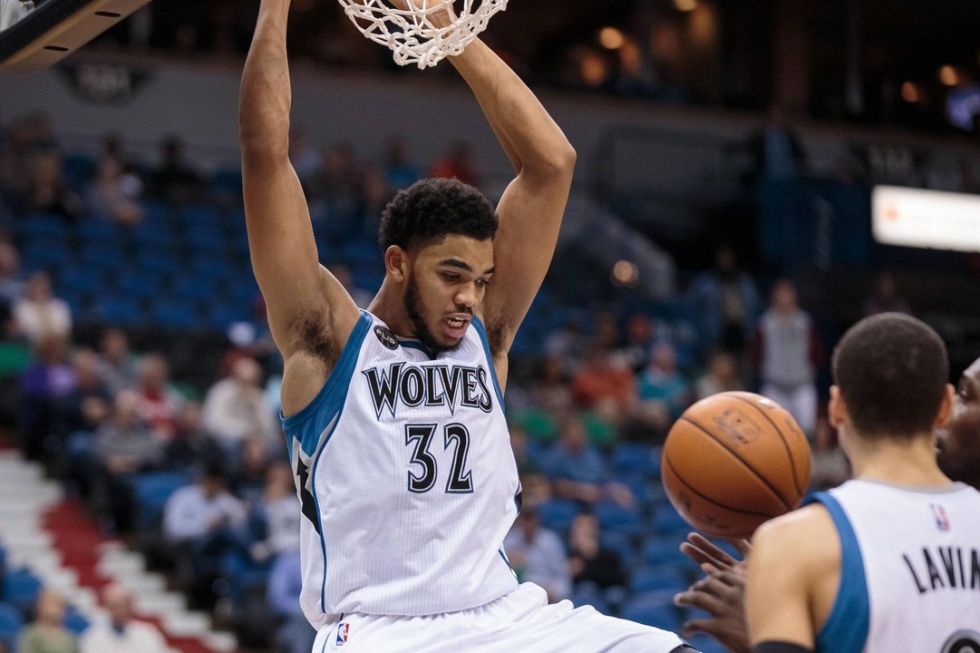 24 puntos y 11 rebotes para Karl-Anthony Towns
