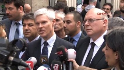 Konsoloslar ve Belediye Başkanları Teröre Karşı Kol Kola Yürüdü-2