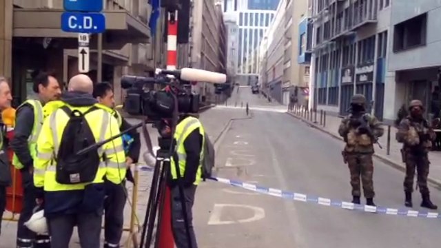 Attentats de Bruxelles : notre reportage à Maelbeek, en état de siège