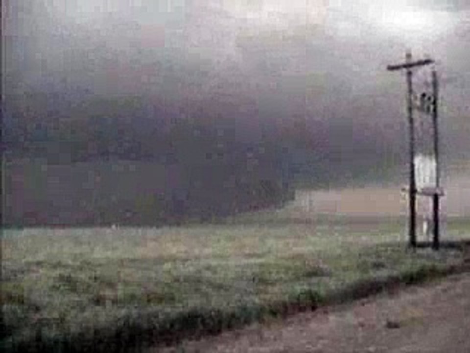 Severe thunderstorm inflow winds