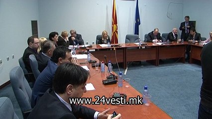SVETLE ODLOZENA KOMISISKA RASPRAVA ZA SJO 22 03