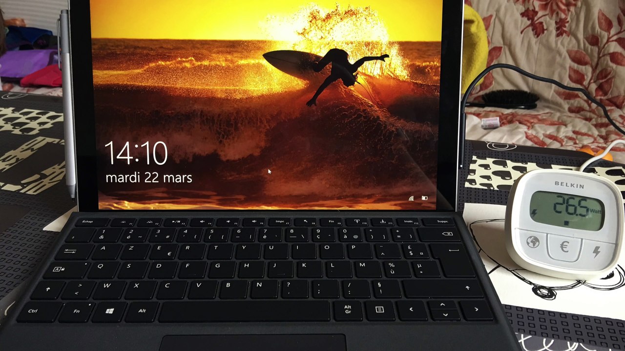 Microsoft - Surface Pro 4 - Power consumption