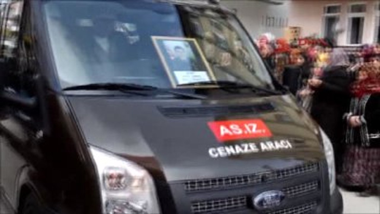 Çubuk - Şehit Annesi Saniye: Düğün Bayrağı Asac...