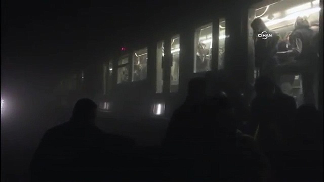 Metrodaki yolcular böyle indirildi