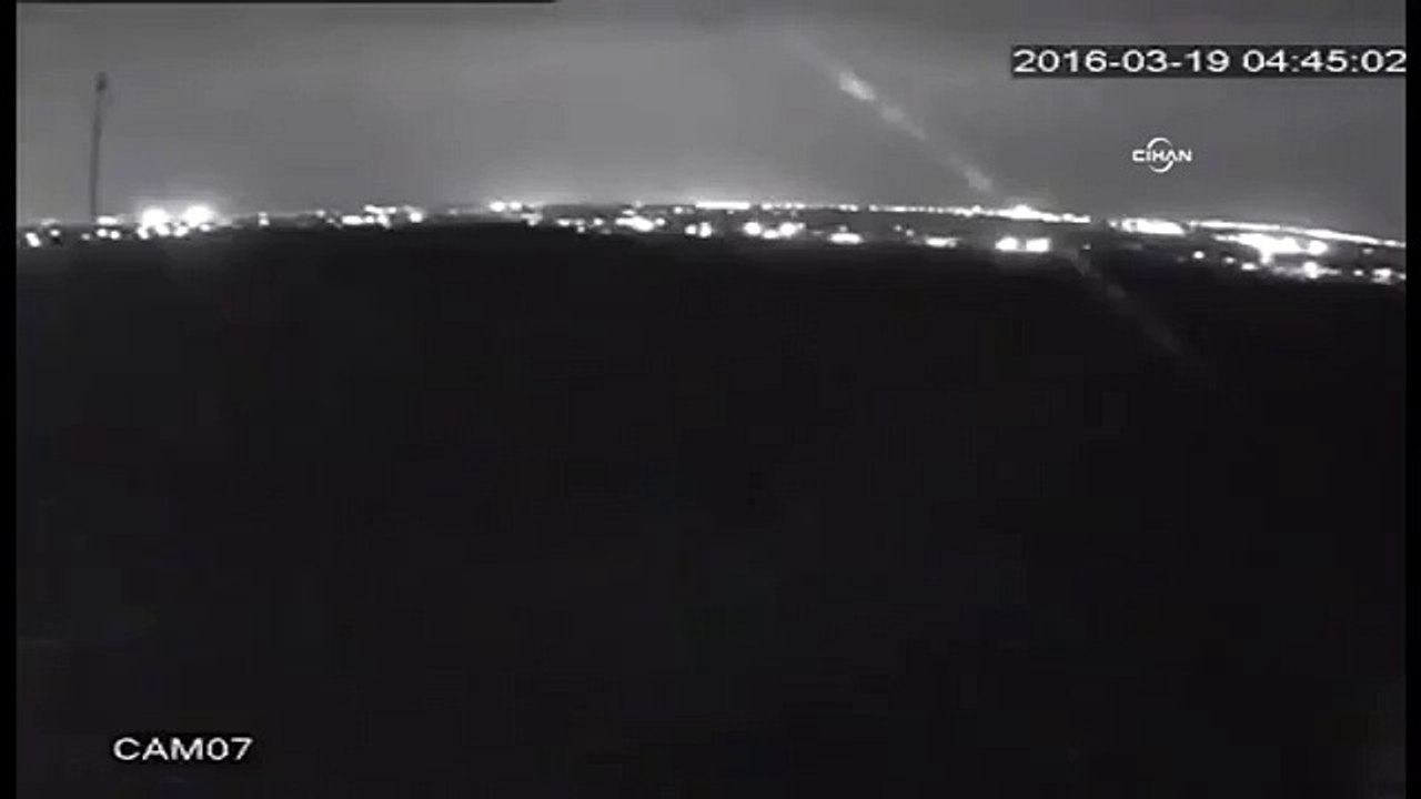 Rusya'da yolcu uçağının düşüş anıyla ilgili yeni görüntü ortaya çıktı