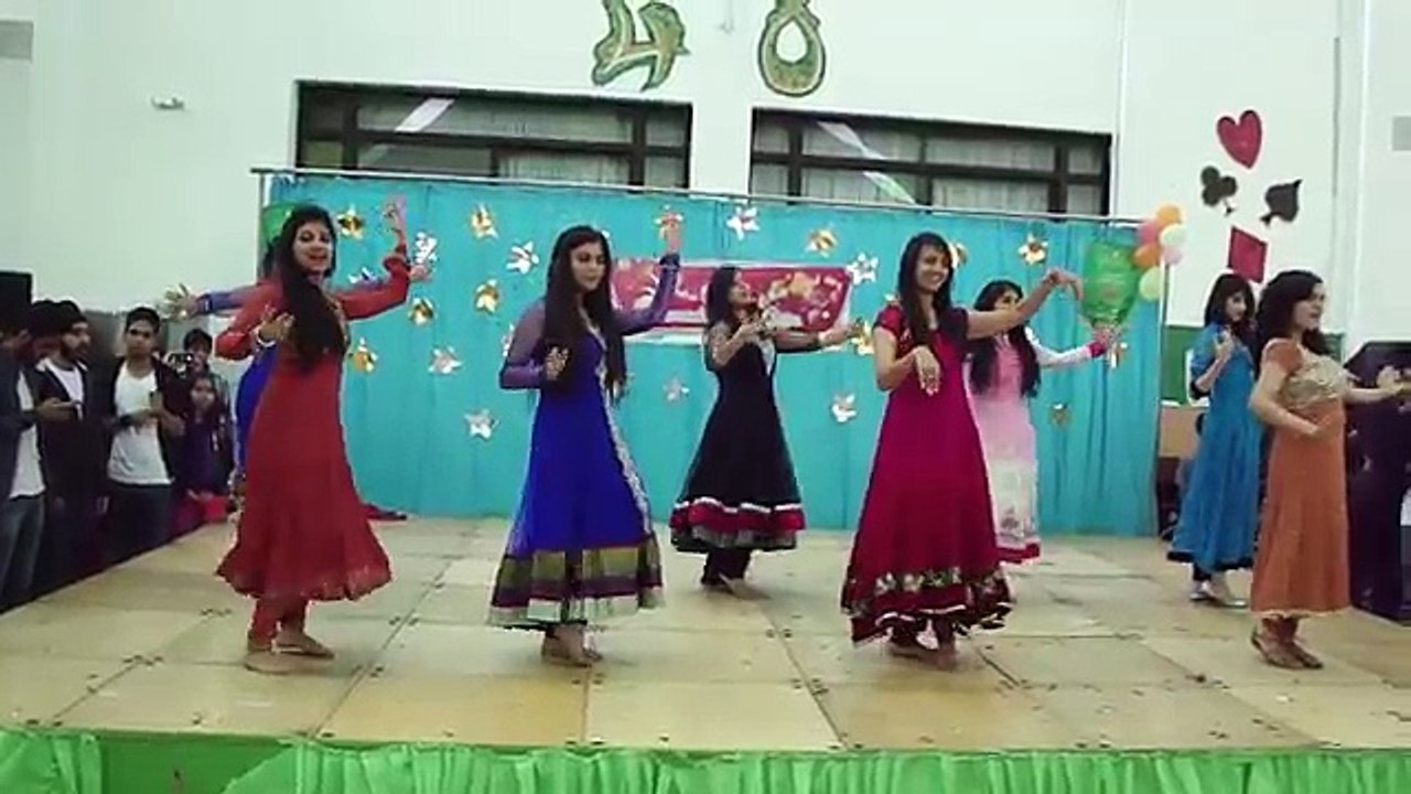 Finale Dance - Dubai Gem Carnival '13 Kirancollections