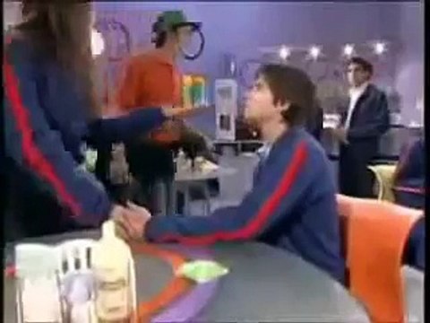 Manuel deja a Felicitas/Miguel deja a Celina/Manuel deja a Fran/Manu deja a Kika (Arg/Mex/