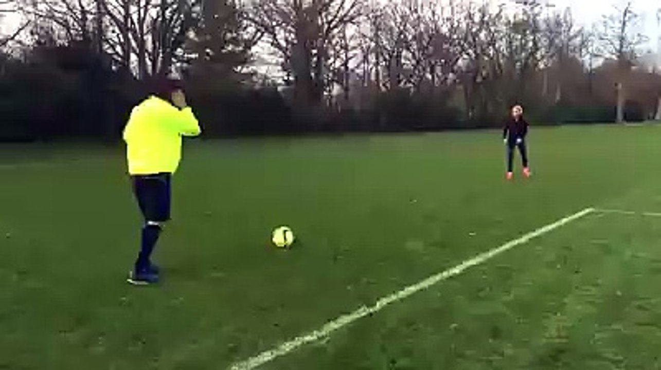 Funny football - OMG he killed girlfriend :D
