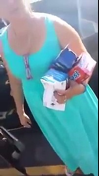 Woman Steals From Mans Car But Doesnt Know Hes Behind Her Recording