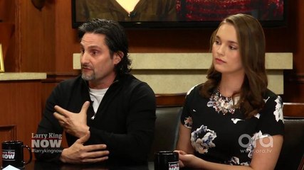 Why social media can cause anxiety and depression