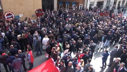 Konsoloslar ve Belediye Başkanları Teröre Karşı Kol Kola Yürüdü