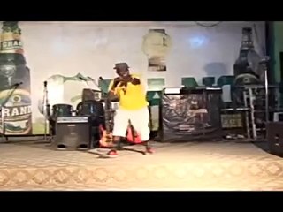 Asolo - Edo Stand-Up Comedy 2014(00h17m09s-00h17m39s)