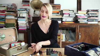 Seyahat Makyaj Çantamda Ne Var | Didem Soydan (Trend Videos)