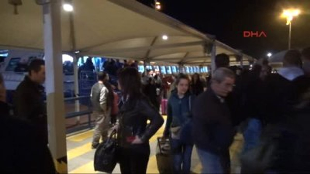 Bandırma - Deniz Otobüsü Fırtınaya Yakalandı