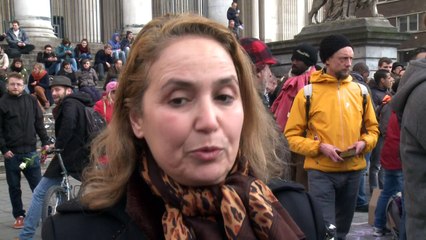 Bruxelles: la place de la Bourse transformée en lieu de mémoire