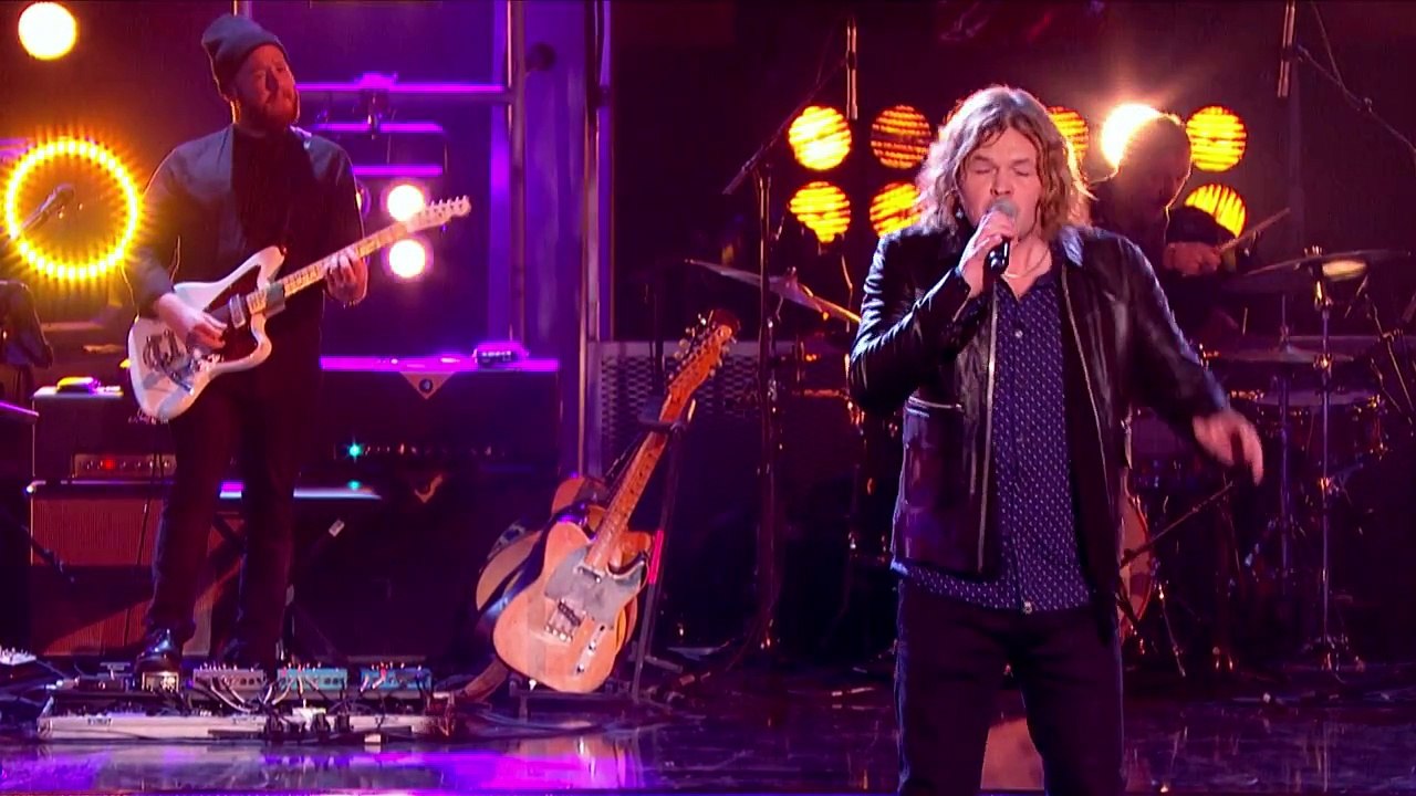 Leighton Jones performs ‘Feel Like Makin’ Love’- Knockout Performance - The Voice UK 2016