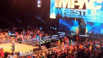 Braun Strowman von Fan attackiert Harper schwer verletzt (Wrestling News Deutsch-German)