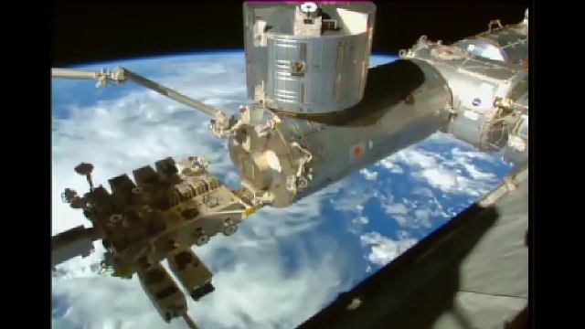 NASA/ESA tv UFOs 2 Cube objects International Space Station ufo sighting