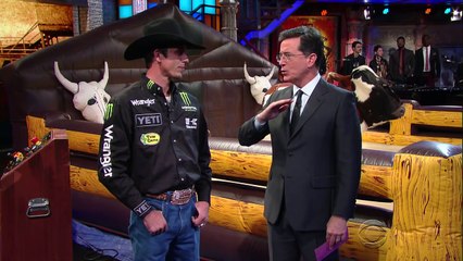 J. B. Mauney Est Vraiment Occupé Pendant 8 Secondes Par Jour