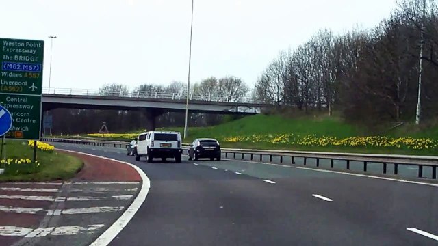 Hummer H2 Stretch limo