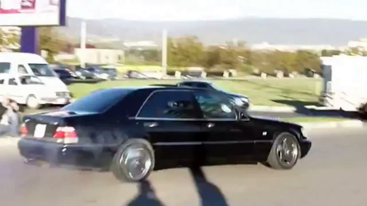 Mercedes S70 W140 burnout