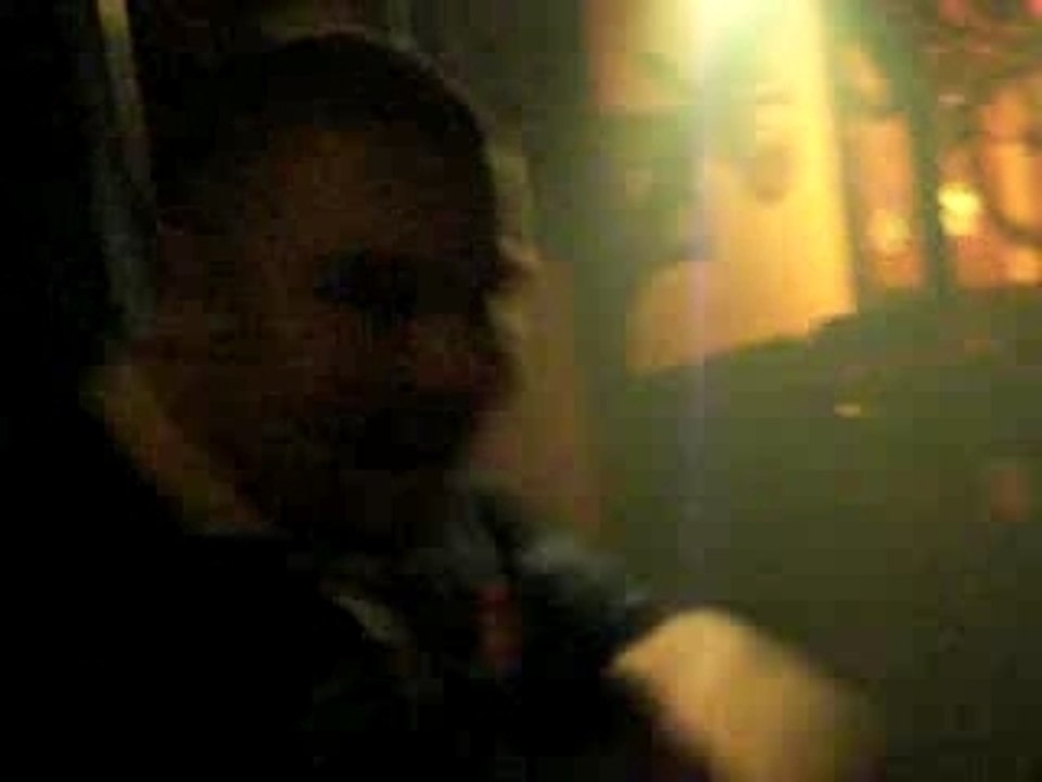 Boubou to the dance floor