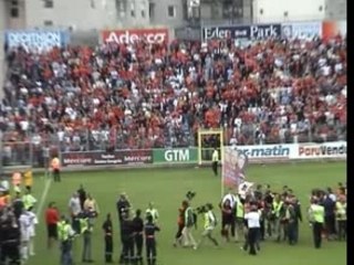 Le tour d'honneur avec le bouclier PRO D2 2004/2005