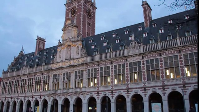 Attentats de Bruxelles : le carillonneur de l’Université de Leuven joue Imagine de John Lennon