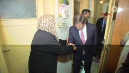 Başbakan Kızılcahamam'da Emine Teyze'yi Ziyaret Etti