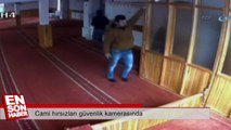 Cami hırsızları güvenlik kamerasında