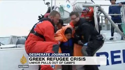 UN refugee agency withdraws from Greek islands