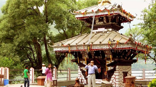 泛舟 Phewa lake, Pokhara Nepal
