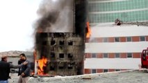 Devlet Hastanesi İnşaatında Yangın