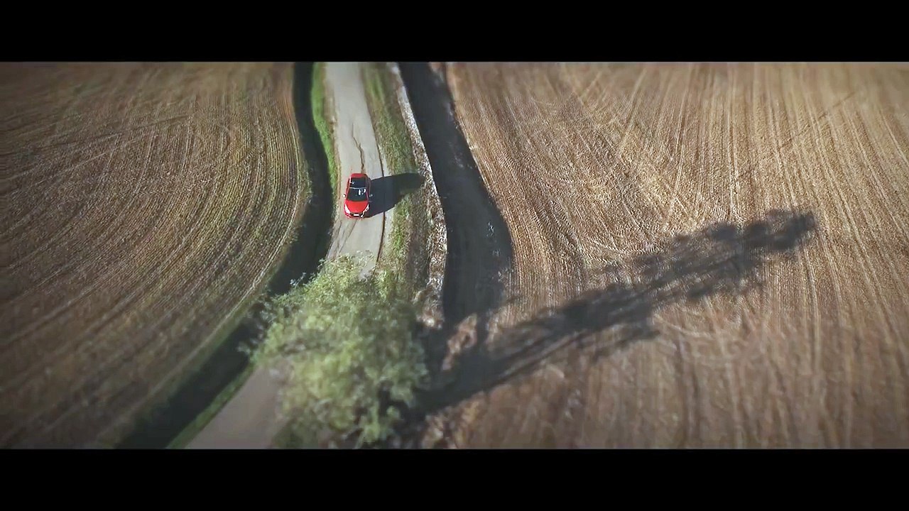 Best Technology Tour PEUGEOT TRAILER 30sec