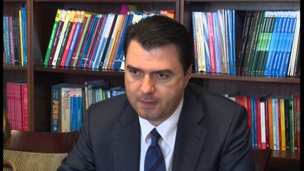 Takon zyrtarin e BB. SHBA, Basha shpreh shqetësimin për borxhin e qeverisë
