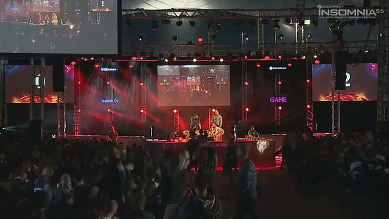 SQUID VS. DANTDM  Gaming Showdown LIVE!! 15