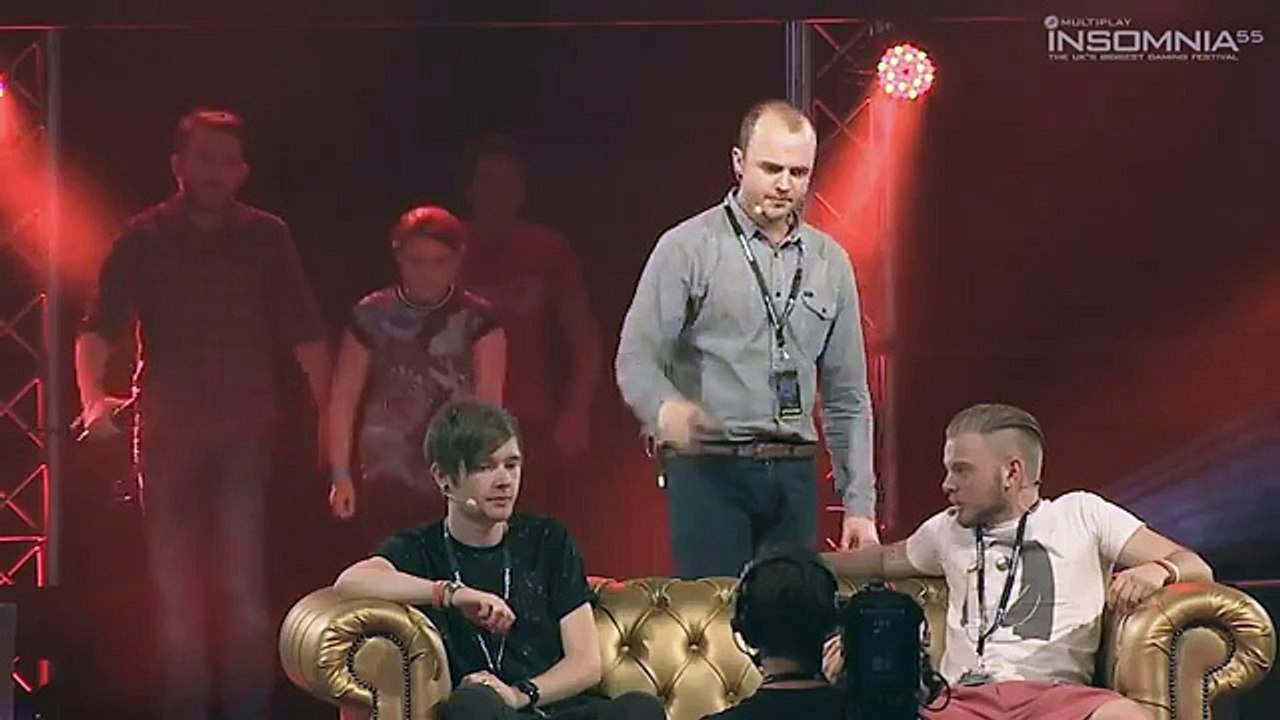 SQUID VS. DANTDM  Gaming Showdown LIVE!! 34