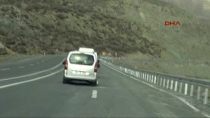 Hakkari Hdp'li Grubun Yüksekova'ya Girişine İzin Verilmedi