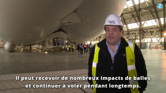 Un dirigeable aux formes très généreuses !