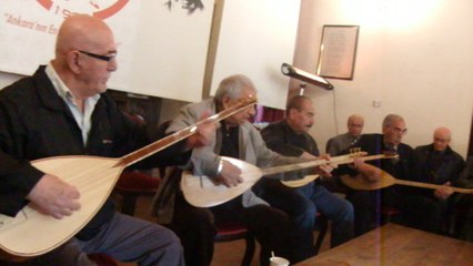 Sürüler içinde Sürmeli Koyun.