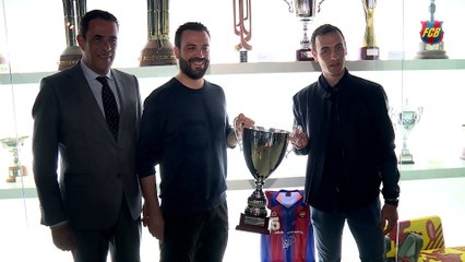 FCB Hockey: entrega de la Copa del Rey al Museo