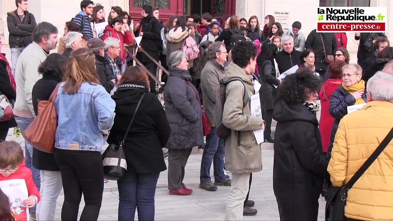 VIDEO. Poitiers. Les Poitevins solidaires des Belges
