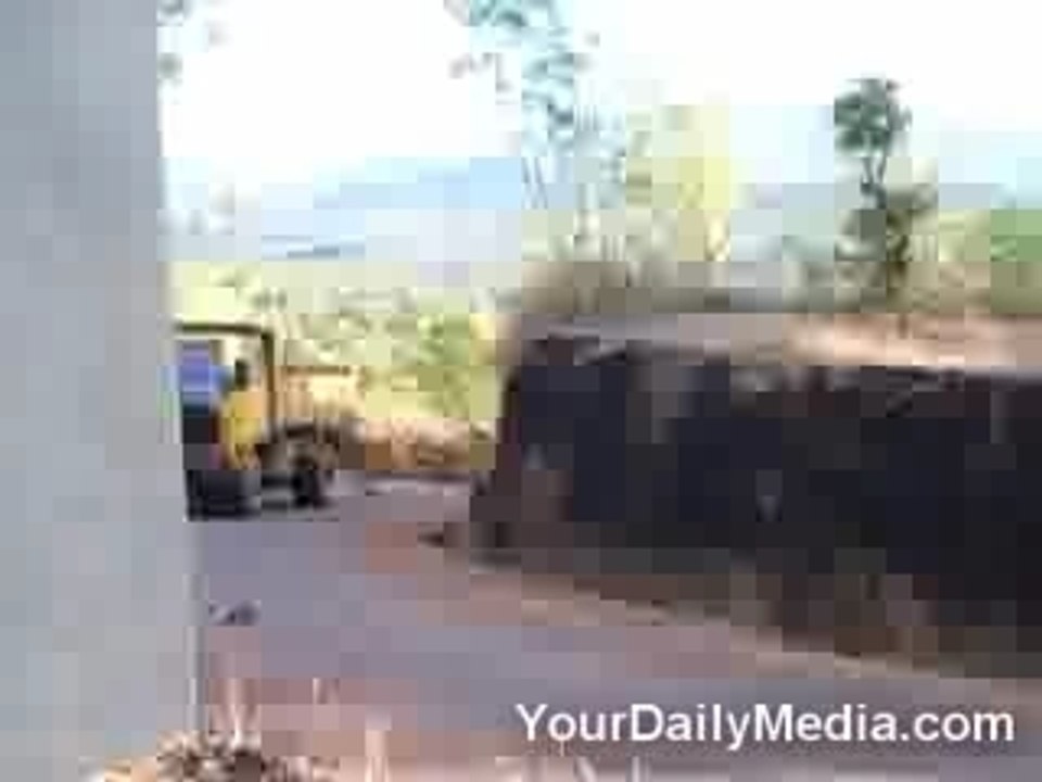 Truck vs moto